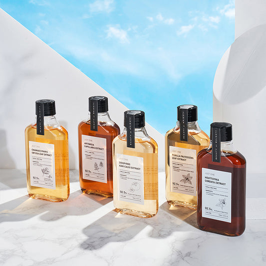 B.O.M. Just One Houttuynia Cordata Extract (Tónico purificante para rostro y cuero cabelludo)