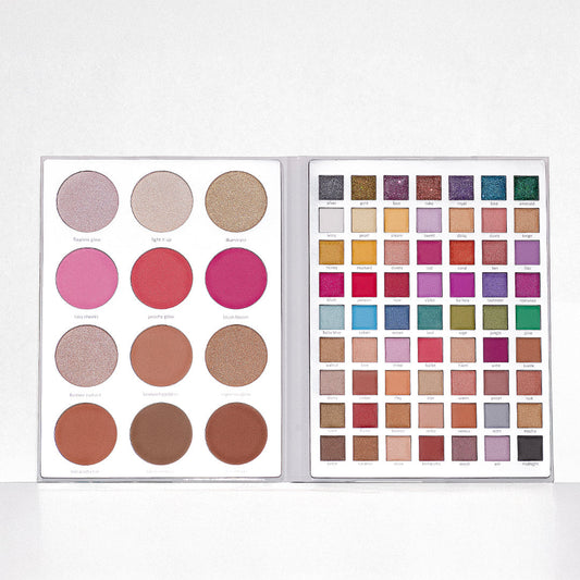 Beauty Treats Born To Be Artistry Booklet